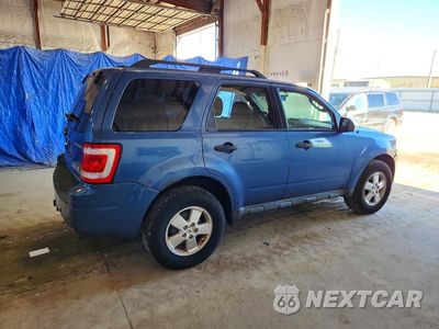 Trzecie zdjęcie samochodu z tyłu: 2010 FORD ESCAPE XLT VIN:1FMCU9DG2AKD17499 - miniatura