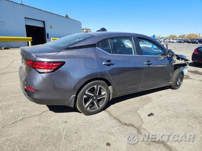 Trzecie zdjęcie samochodu z tyłu: 2025 NISSAN SENTRA SV VIN:3N1AB8CV6SY352015 - miniatura