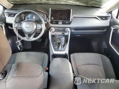 Zdjęcie 8 z 14 samochodu: 2025 TOYOTA RAV4 HYBRID XLE VIN:JTMRWRFV9SJ074334 - miniatura