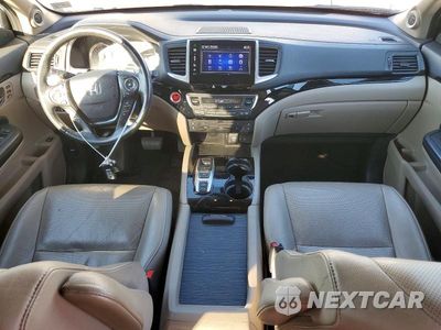 Zdjęcie 8 z 13 samochodu: 2016 HONDA PILOT ELITE VIN:5FNYF6H08GB062864 - miniatura