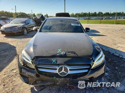 Piąte zdjęcie samochodu w środku: 2019 MERCEDES-BENZ C 300 4MATIC VIN:55SWF8EB9KU296995 - miniatura