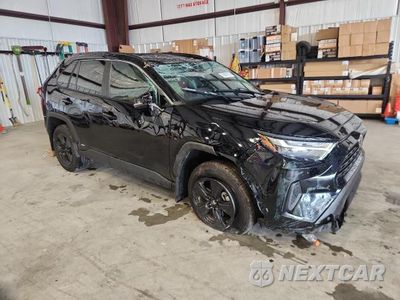 Czwarte zdjęcie samochodu z boku: 2025 TOYOTA RAV4 HYBRID XLE VIN:4T3RWRFV9SU194605 - miniatura
