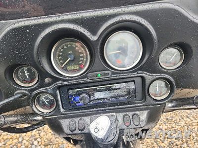 Zdjęcie 7 z 9 samochodu: 2009 HARLEY-DAVIDSON FLHTCU VIN:1HD1FC4179Y675459 - miniatura