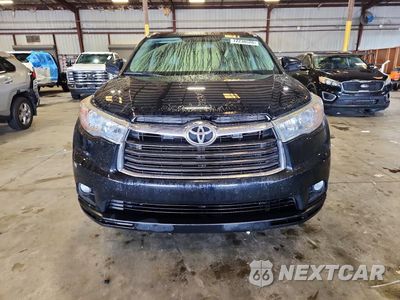 Piąte zdjęcie samochodu w środku: 2016 TOYOTA HIGHLANDER XLE VIN:5TDKKRFH5GS159074 - miniatura