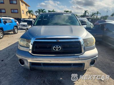 Piąte zdjęcie samochodu w środku: 2012 TOYOTA TUNDRA DOUBLE CAB SR5 VIN:5TFRY5F12CX126823 - miniatura