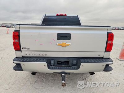 Zdjęcie 6 z 12 samochodu: 2017 CHEVROLET SILVERADO K1500 LT VIN:3GCUKRECXHG344932 - miniatura