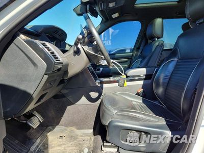 Zdjęcie 7 z 13 samochodu: 2018 LAND ROVER DISCOVERY HSE VIN:SALRR2RK6JA052038 - miniatura