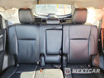 Zdjęcie 10 z 13 samochodu: 2017 TOYOTA HIGHLANDER XLE VIN:5TDJZRFH5HS434001 - miniatura