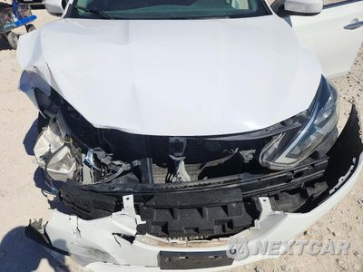 Zdjęcie 11 z 12 samochodu: 2019 NISSAN SENTRA SV VIN:3N1AB7AP6KY339313 - miniatura