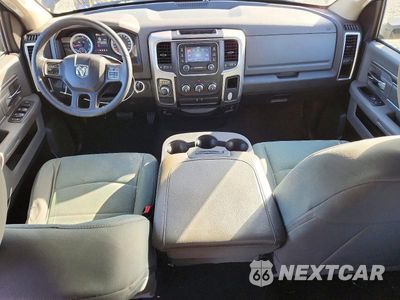 Zdjęcie 8 z 13 samochodu: 2014 RAM 1500 SLT VIN:1C6RR6GTXES422568 - miniatura