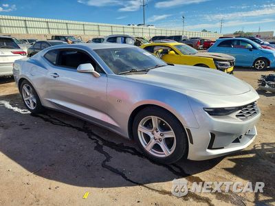 Czwarte zdjęcie samochodu z boku: 2019 CHEVROLET CAMARO LS VIN:1G1FA1RX5K0116321 - miniatura