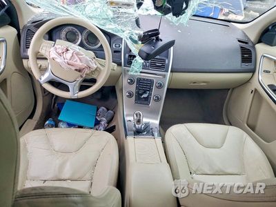 Zdjęcie 8 z 13 samochodu: 2013 VOLVO XC60 3.2 VIN:YV4952DL0D2391487 - miniatura