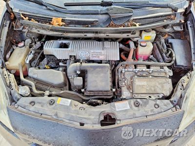 Zdjęcie 11 z 12 samochodu: 2015 TOYOTA PRIUS TWO VIN:JTDKN3DU5F0462135 - miniatura