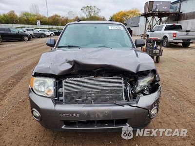 Piąte zdjęcie samochodu w środku: 2011 FORD ESCAPE VIN:1FMCU0D70BKA79780 - miniatura