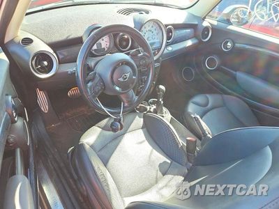 Zdjęcie 8 z 12 samochodu: 2012 MINI COOPER S VIN:WMWSV3C5XCTY16717 - miniatura