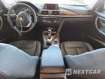 Zdjęcie 8 z 12 samochodu: 2014 BMW 328 I VIN:WBA3A5C55EP601933 - miniatura
