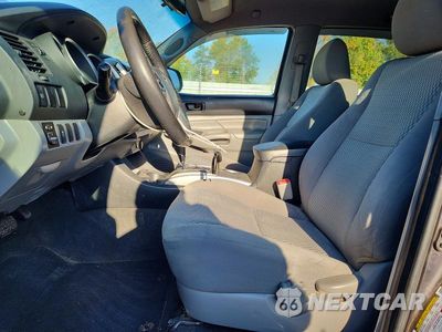 Zdjęcie 7 z 12 samochodu: 2015 TOYOTA TACOMA SR5 VIN:3TMJU4GN2FM175129 - miniatura
