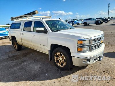 Czwarte zdjęcie samochodu z boku: 2015 CHEVROLET SILVERADO K1500 LT VIN:3GCUKREC6FG168037 - miniatura