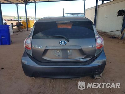 Zdjęcie 6 z 13 samochodu: 2014 TOYOTA PRIUS C TWO VIN:JTDKDTB32E1568046 - miniatura
