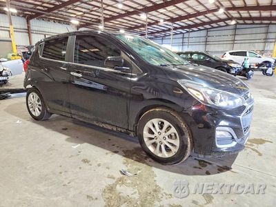 Czwarte zdjęcie samochodu z boku: 2020 CHEVROLET SPARK 2LT VIN:KL8CF6SA0LC427985 - miniatura