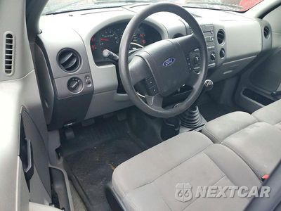 Zdjęcie 8 z 12 samochodu: 2005 FORD F150 XL VIN:1FTRF12265NC10736 - miniatura