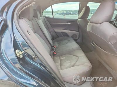 Zdjęcie 10 z 12 samochodu: 2019 TOYOTA CAMRY L VIN:4T1B11HK9KU802667 - miniatura