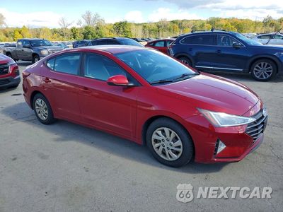 Czwarte zdjęcie samochodu z boku: 2020 HYUNDAI ELANTRA SE VIN:KMHD74LF0LU925150 - miniatura