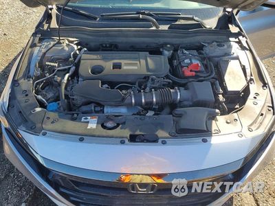 Zdjęcie 11 z 12 samochodu: 2018 HONDA ACCORD SPORT VIN:1HGCV2F33JA052084 - miniatura