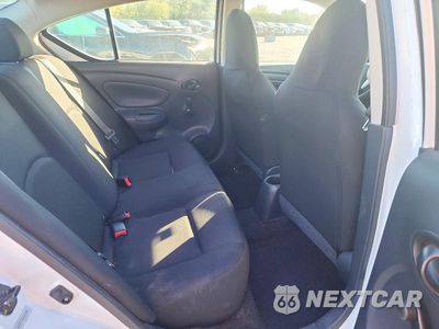 Zdjęcie 10 z 13 samochodu: 2017 NISSAN VERSA 1.6 S VIN:3N1CN7AP3HL816236 - miniatura