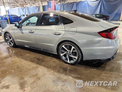 Drugie zdjęcie samochodu z przodu: 2023 HYUNDAI SONATA SEL PLUS VIN:KMHL44J25PA279227 - miniatura