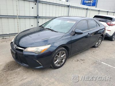2015 TOYOTA CAMRY SE 4T1BF1FKXFU087599 - główne zdjęcie licytacji z USA - miniatura