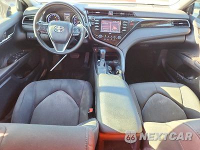 Zdjęcie 8 z 12 samochodu: 2020 TOYOTA CAMRY LE VIN:4T1C11AKXLU988610 - miniatura