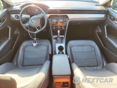 Zdjęcie 8 z 12 samochodu: 2020 VOLKSWAGEN PASSAT SE VIN:1VWSA7A35LC008960 - miniatura