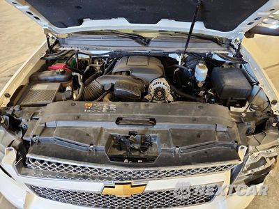 Zdjęcie 12 z 13 samochodu: 2014 CHEVROLET SUBURBAN K1500 LTZ VIN:1GNSKKE70ER209141 - miniatura
