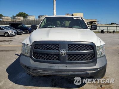 Piąte zdjęcie samochodu w środku: 2020 RAM 1500 CLASSIC TRADESMAN VIN:3C6RR6KG8LG196772 - miniatura