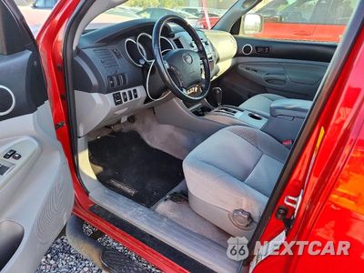 Zdjęcie 8 z 12 samochodu: 2011 TOYOTA TACOMA V6 VIN:5TFUU4EN9BX016130 - miniatura