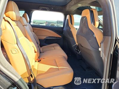 Zdjęcie 11 z 14 samochodu: 2026 LUCID MOTORS GRAVITY GRAND TOURING VIN:7UUG1GHJ3TA039035 - miniatura