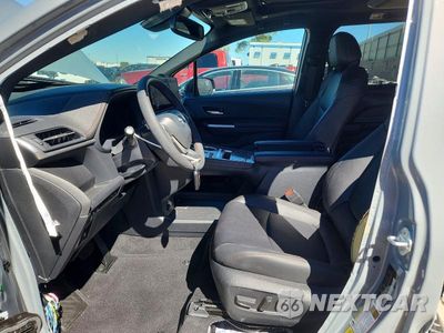 Zdjęcie 7 z 14 samochodu: 2026 TOYOTA SIENNA XSE VIN:5TDXRKEC4TS340692 - miniatura