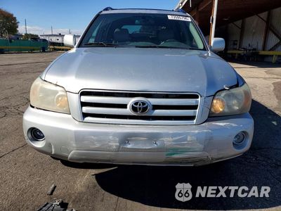 Piąte zdjęcie samochodu w środku: 2006 TOYOTA HIGHLANDER LIMITED VIN:JTEEP21A860160328 - miniatura