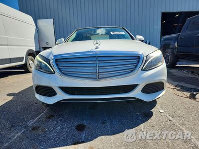 Piąte zdjęcie samochodu w środku: 2015 MERCEDES-BENZ C 300 4MATIC VIN:55SWF4KB8FU030130 - miniatura