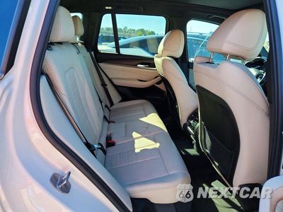 Zdjęcie 10 z 12 samochodu: 2018 BMW X3 XDRIVE30I VIN:5UXTR9C5XJLC68697 - miniatura