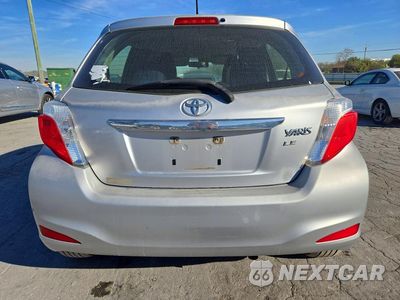 Zdjęcie 6 z 12 samochodu: 2012 TOYOTA YARIS 5-DOOR LE VIN:JTDKTUD34CD526317 - miniatura
