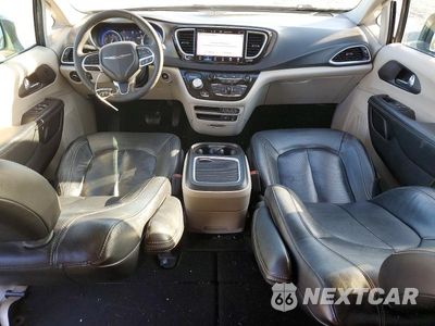Zdjęcie 8 z 14 samochodu: 2022 CHRYSLER PACIFICA TOURING L VIN:2C4RC1BG4NR114045 - miniatura