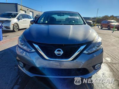 Piąte zdjęcie samochodu w środku: 2019 NISSAN SENTRA SR VIN:3N1AB7AP9KY264302 - miniatura