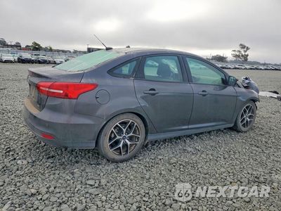 Trzecie zdjęcie samochodu z tyłu: 2018 FORD FOCUS SEL VIN:1FADP3H29JL261010 - miniatura