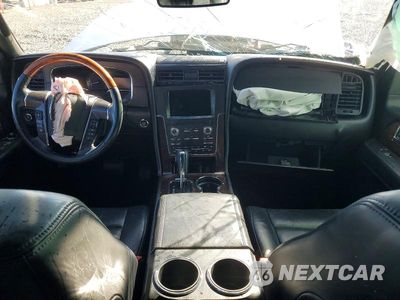Zdjęcie 8 z 14 samochodu: 2015 LINCOLN NAVIGATOR VIN:5LMJJ2JT1FEJ11294 - miniatura