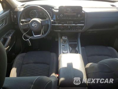 Zdjęcie 8 z 14 samochodu: 2023 NISSAN PATHFINDER SV VIN:5N1DR3BC5PC244179 - miniatura