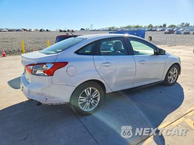 Trzecie zdjęcie samochodu z tyłu: 2012 FORD FOCUS SEL VIN:1FAHP3H21CL185903 - miniatura