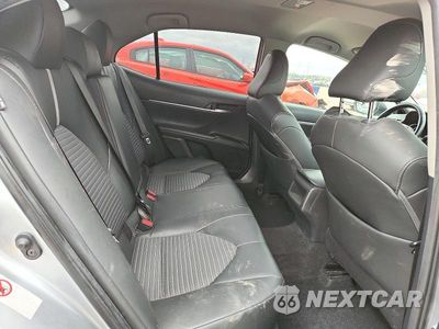 Zdjęcie 10 z 13 samochodu: 2018 TOYOTA CAMRY SE VIN:4T1B11HK6JU114351 - miniatura