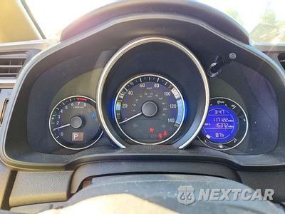 Zdjęcie 9 z 13 samochodu: 2016 HONDA FIT EX VIN:3HGGK5H98GM703394 - miniatura